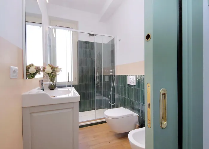 Piazza Vittorio Apartment *