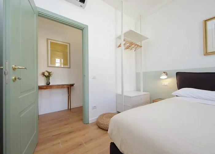 Piazza Vittorio Apartment